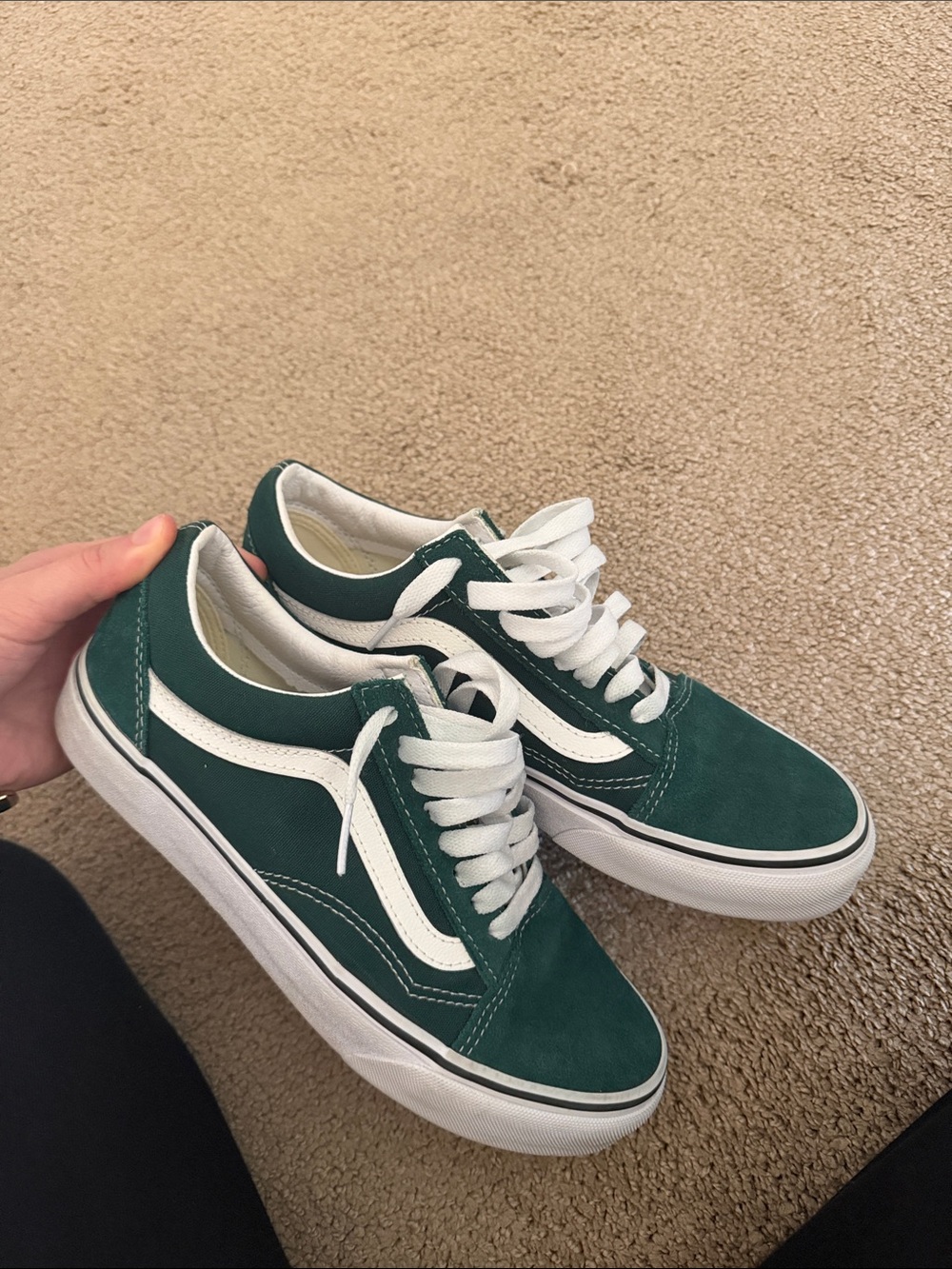 Vans Dark Green Low-Top Skate Sneakers with White Stripe